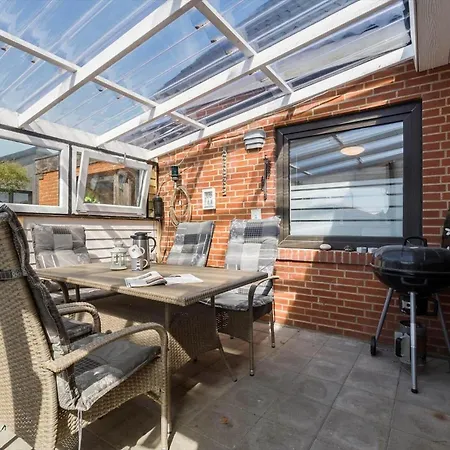 8811-hvide-sande-vesterhavsvej-3-stuen דירה *