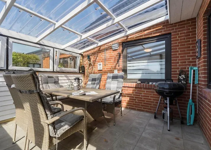 8811-hvide-sande-vesterhavsvej-3-stuen דירה *