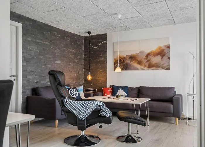 8811-hvide-sande-vesterhavsvej-3-stuen דירה *